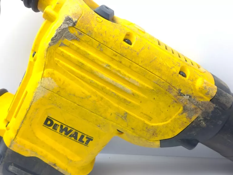 MŁOT WYBURZENIOWY DEWALT D25872K 8.8 KG SDS-MAX
