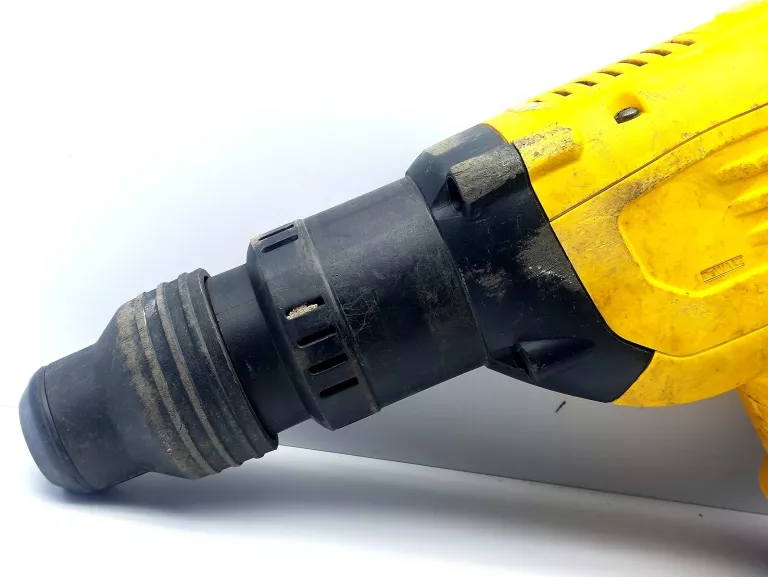 MŁOT WYBURZENIOWY DEWALT D25872K 8.8 KG SDS-MAX