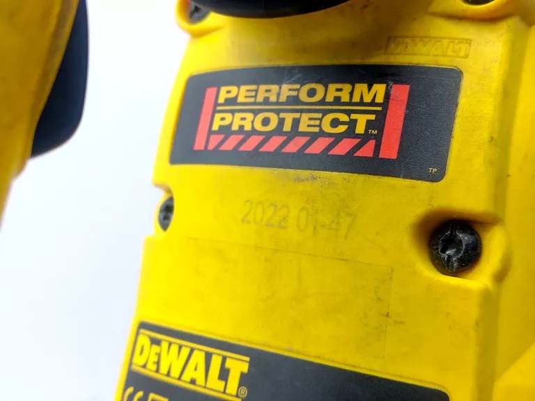 MŁOT WYBURZENIOWY DEWALT D25872K 8.8 KG SDS-MAX