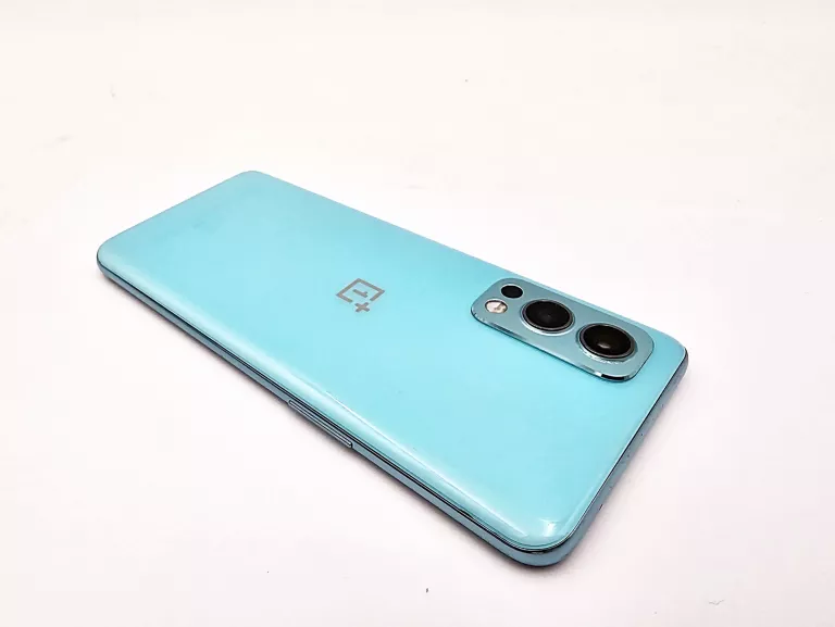 TELEFON ONEPLUS NORD 2 5G 8/128 (OPIS)