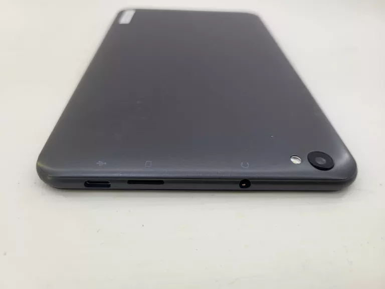 TABLET QILIVE 8" Q4-21 2 GB / 32 GB KOMPLET