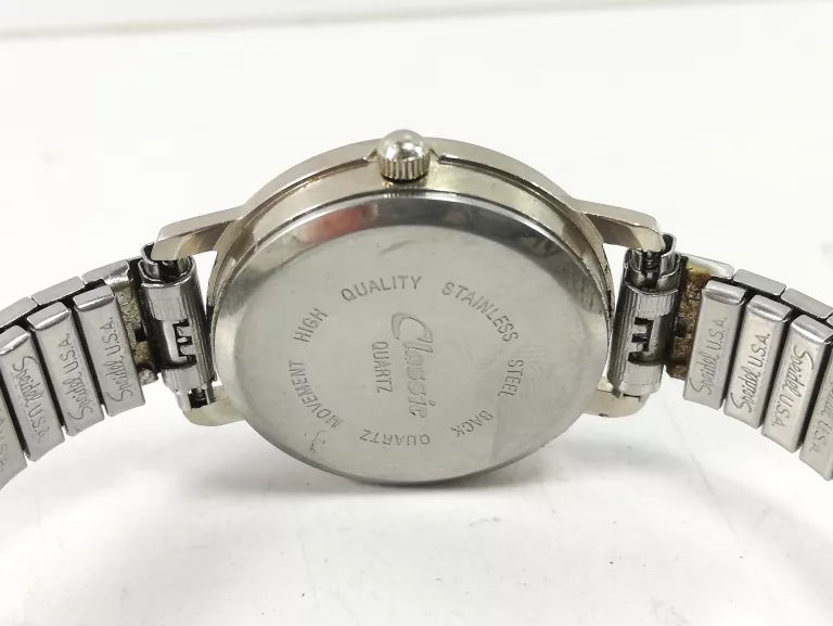 ZEGAREK CLASSIC QUARTZ CRYSTAL