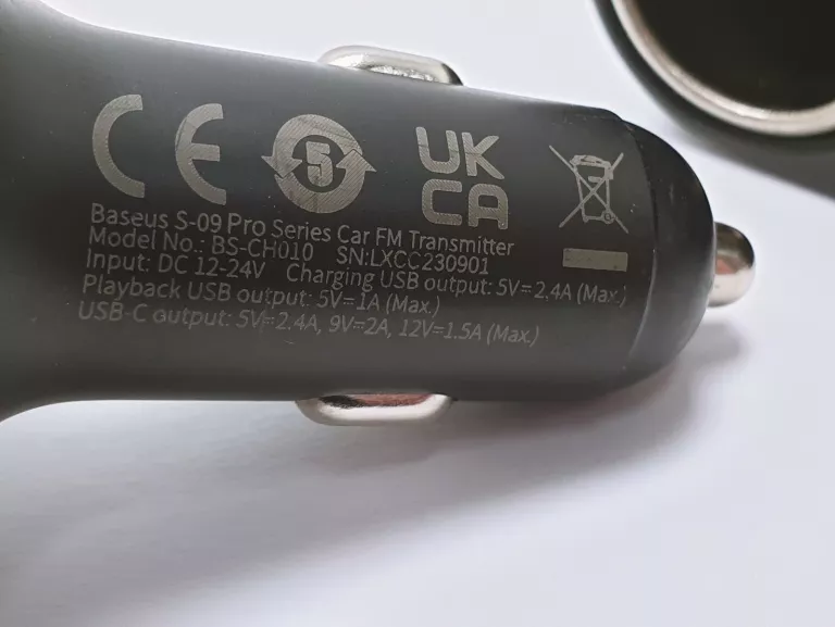TRANSMITER FM BASEUS S-09 + ADAPTER DO WTYCZKI 230V