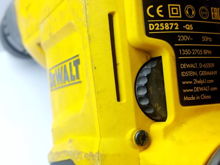 MŁOT WYBURZENIOWY DEWALT D25872K 8.8 KG SDS-MAX