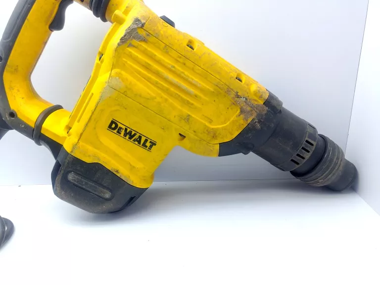 MŁOT WYBURZENIOWY DEWALT D25872K 8.8 KG SDS-MAX