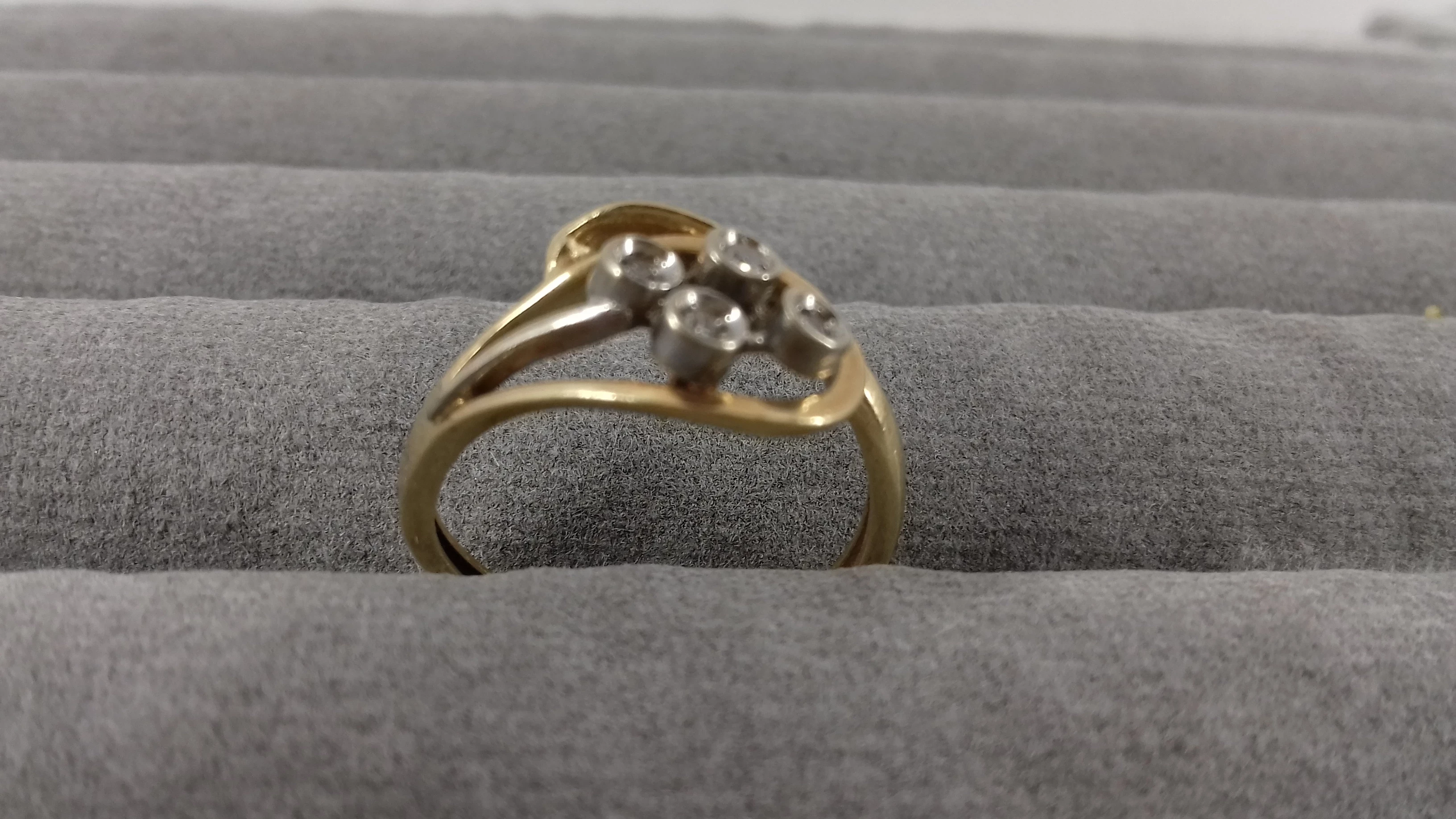 zloty-pierscionek-proba-750-ean-gtin-0000990271336