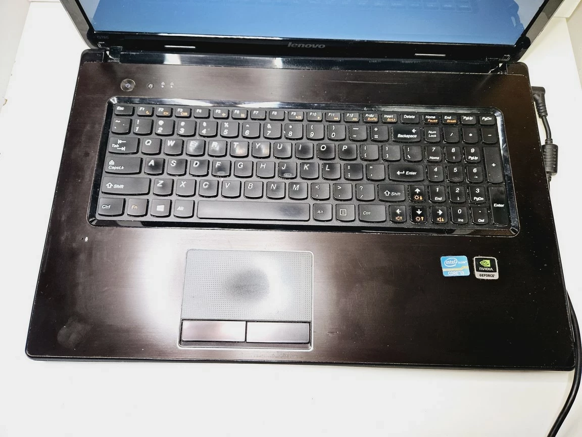 laptop-lenovo-g780-intel-core-i36gb1tb-dziala-tylko-na-zasilaczu-przekatna-ekranu-14