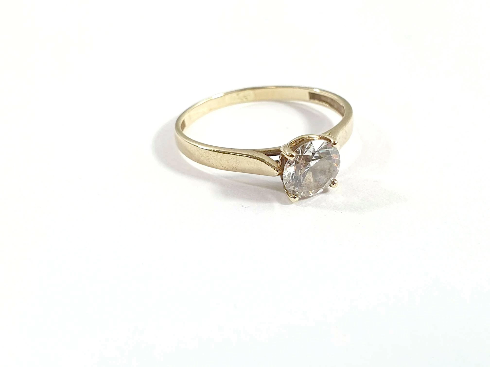 sliczny-zloty-pierscionek-z-cyrkonia-333-r-material-15835-2