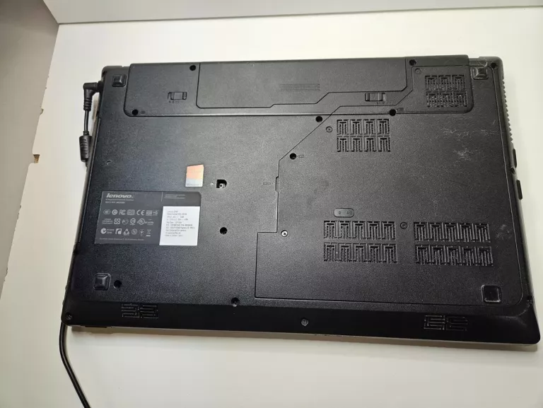 LAPTOP LENOVO G780 INTEL CORE I3\6GB\1TB DZIAŁA TYLKO NA ZASILACZU