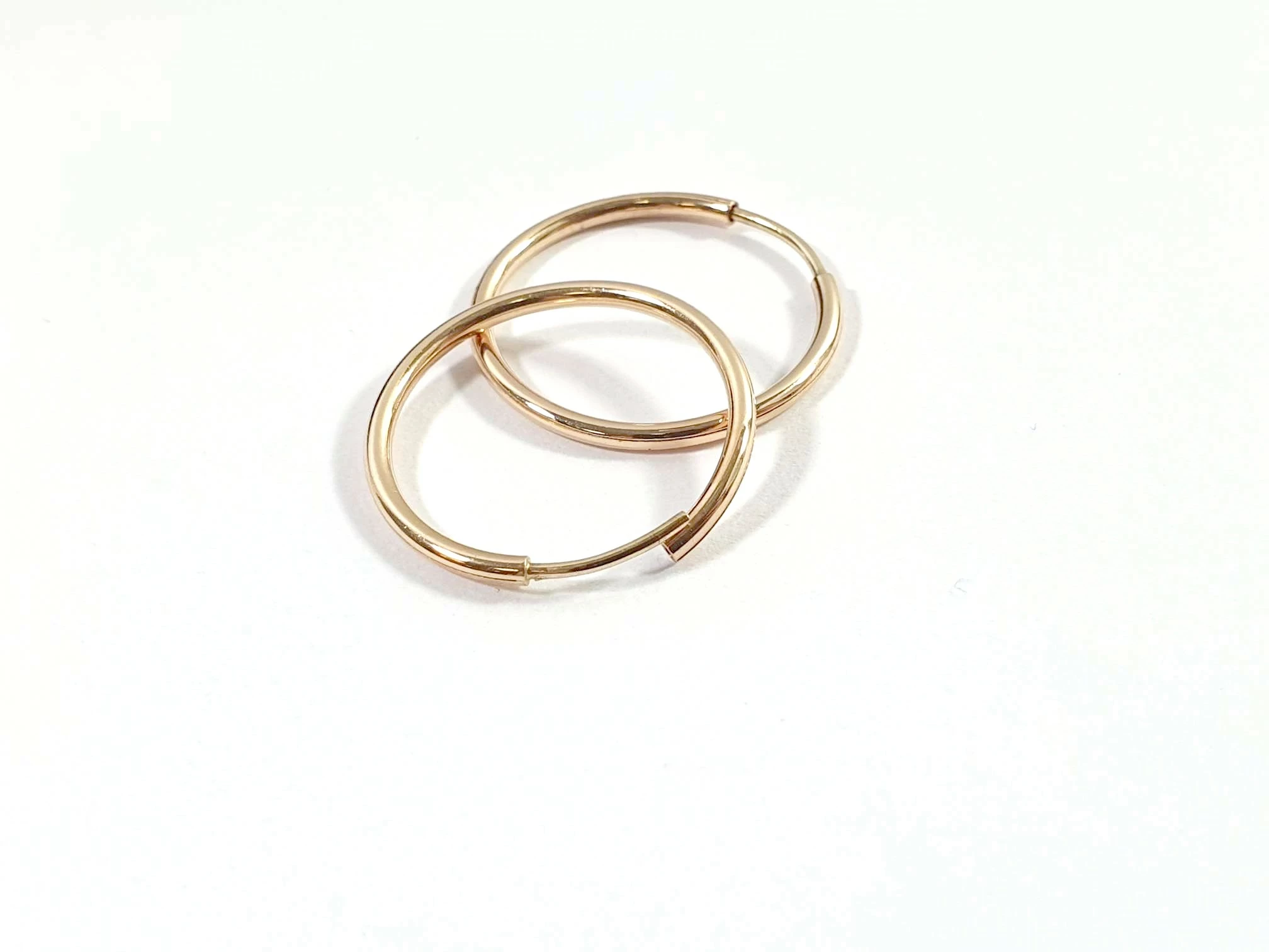 piekne-zlote-kolczyki-kolka-585-rodzaj-2205-2