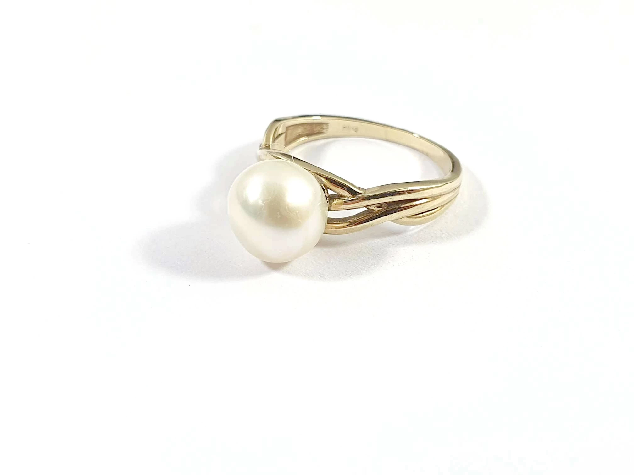 sliczny-zloty-pierscionek-z-perla-333-r13-rozmiarsrednica-wew-mm-372-13