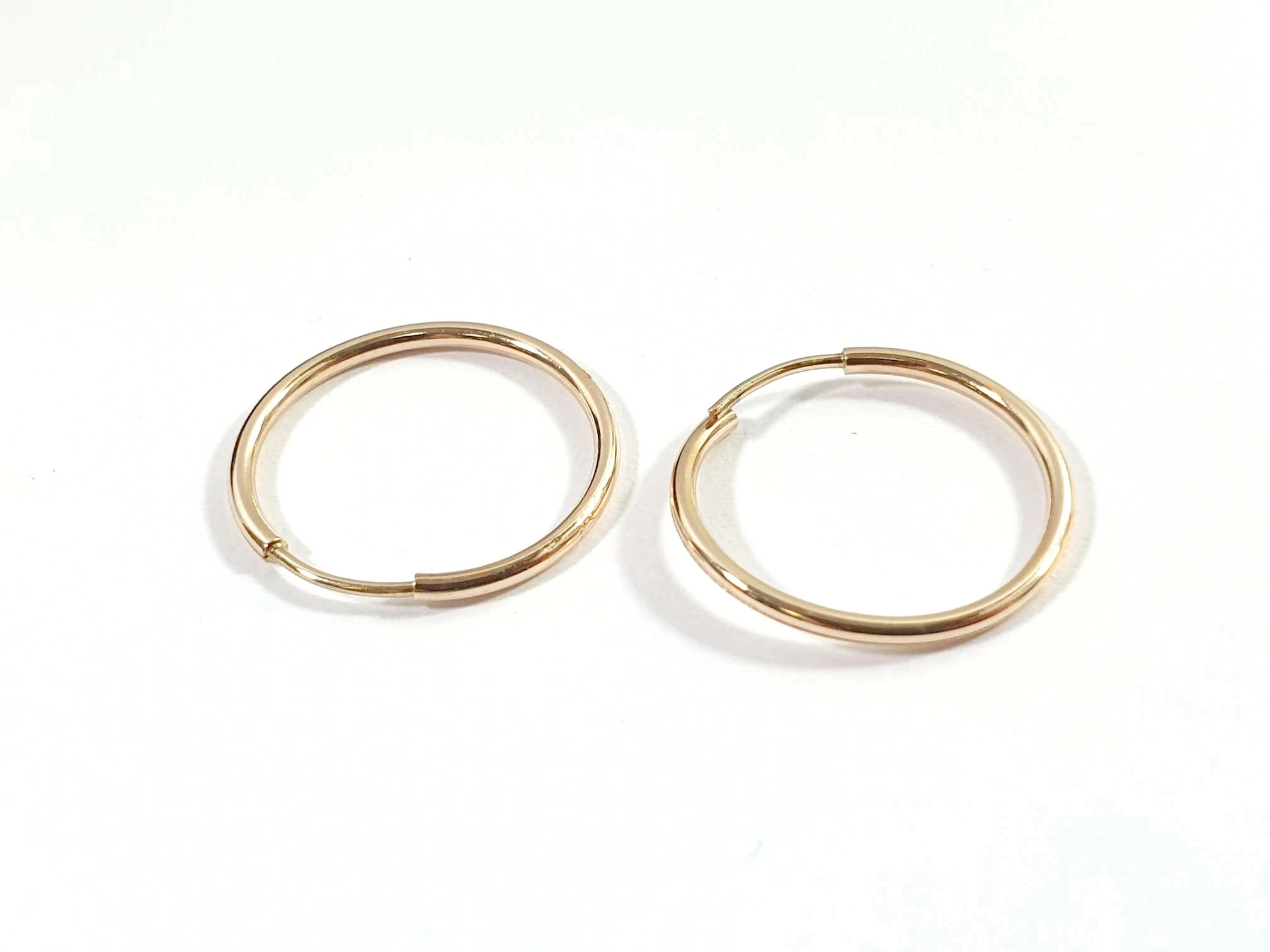 piekne-zlote-kolczyki-kolka-585-rodzaj-zapiecia-2207-3