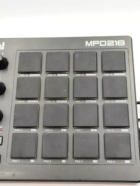 KONTROLER AKAI PROFESSIONAL MPD 218