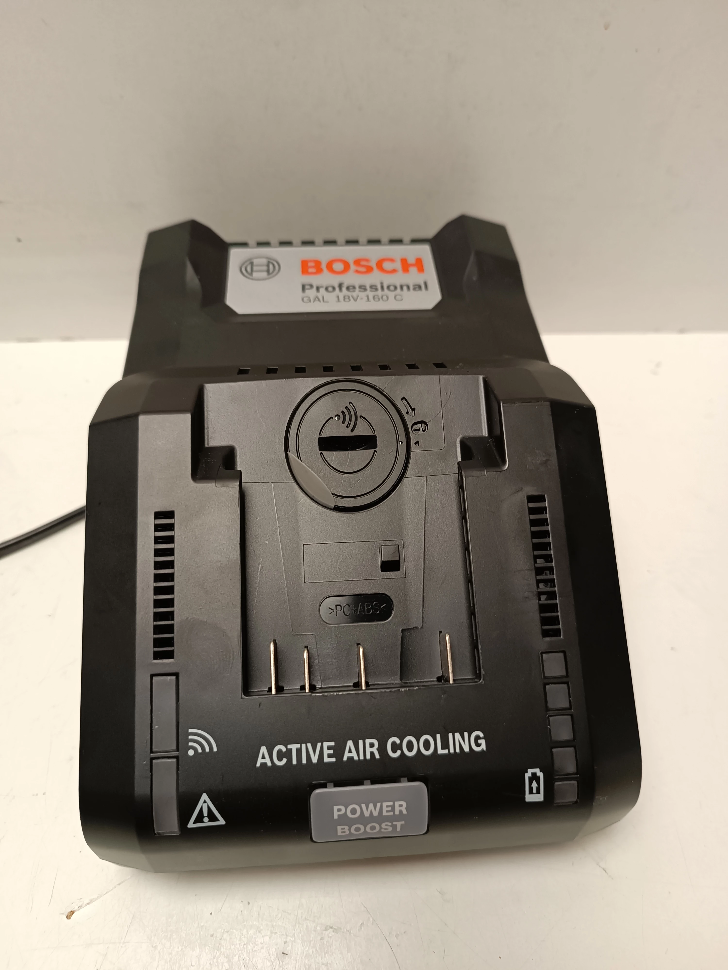 ladowarka-bosch-gal-18v-160-c-osiedle-teatralne-3u15-krakow