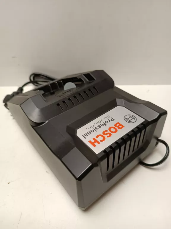 ladowarka-bosch-gal-18v-160-c-marka-bosch