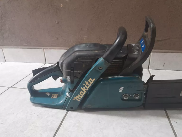PIŁA SPALINOWA MAKITA EA6100P