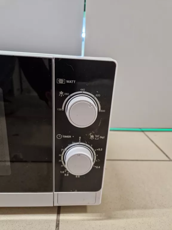 MIKROFALÓWKA SHARP R200