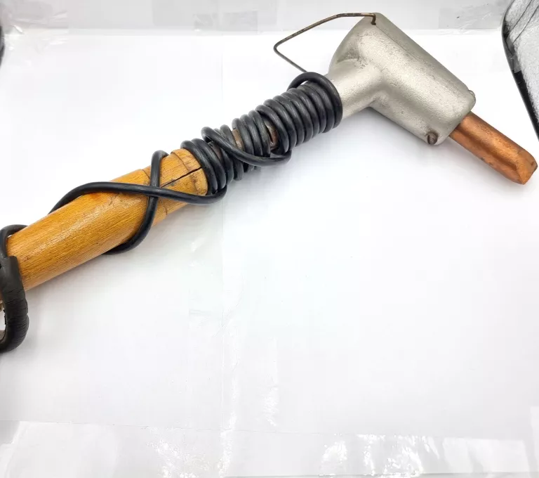 lutownica-do-blachy-drewniana-raczka-stan-po-zwrocie