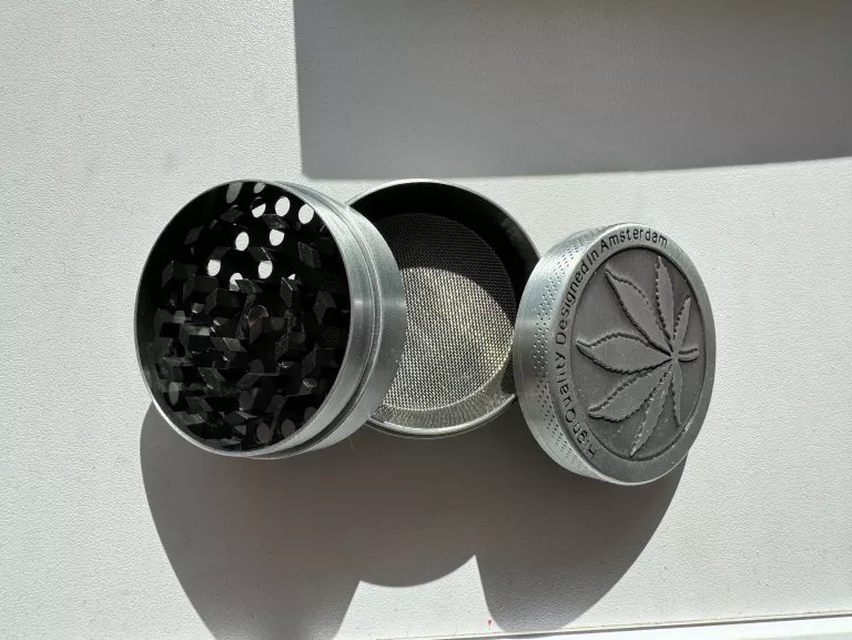 GRINDER - MŁYNEK METALOWY