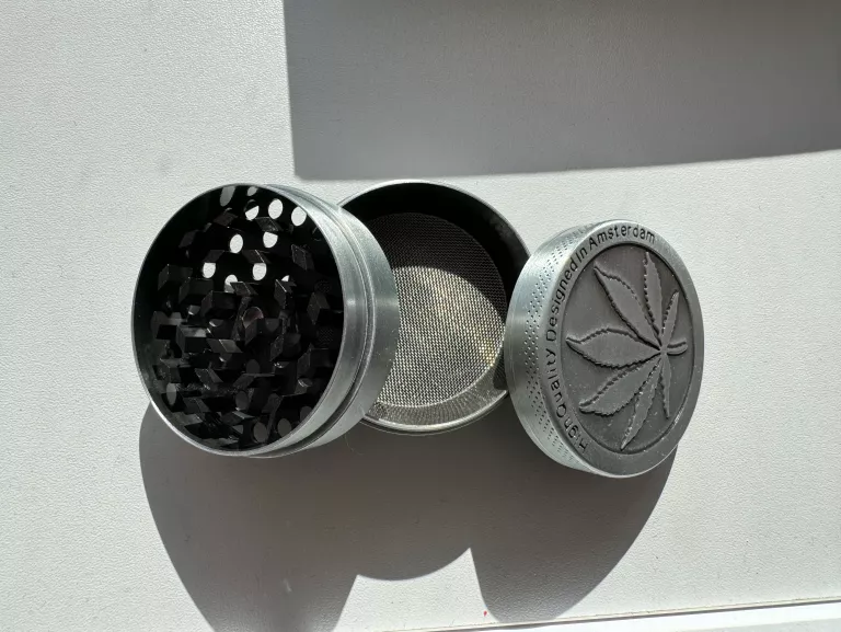 GRINDER - MŁYNEK METALOWY