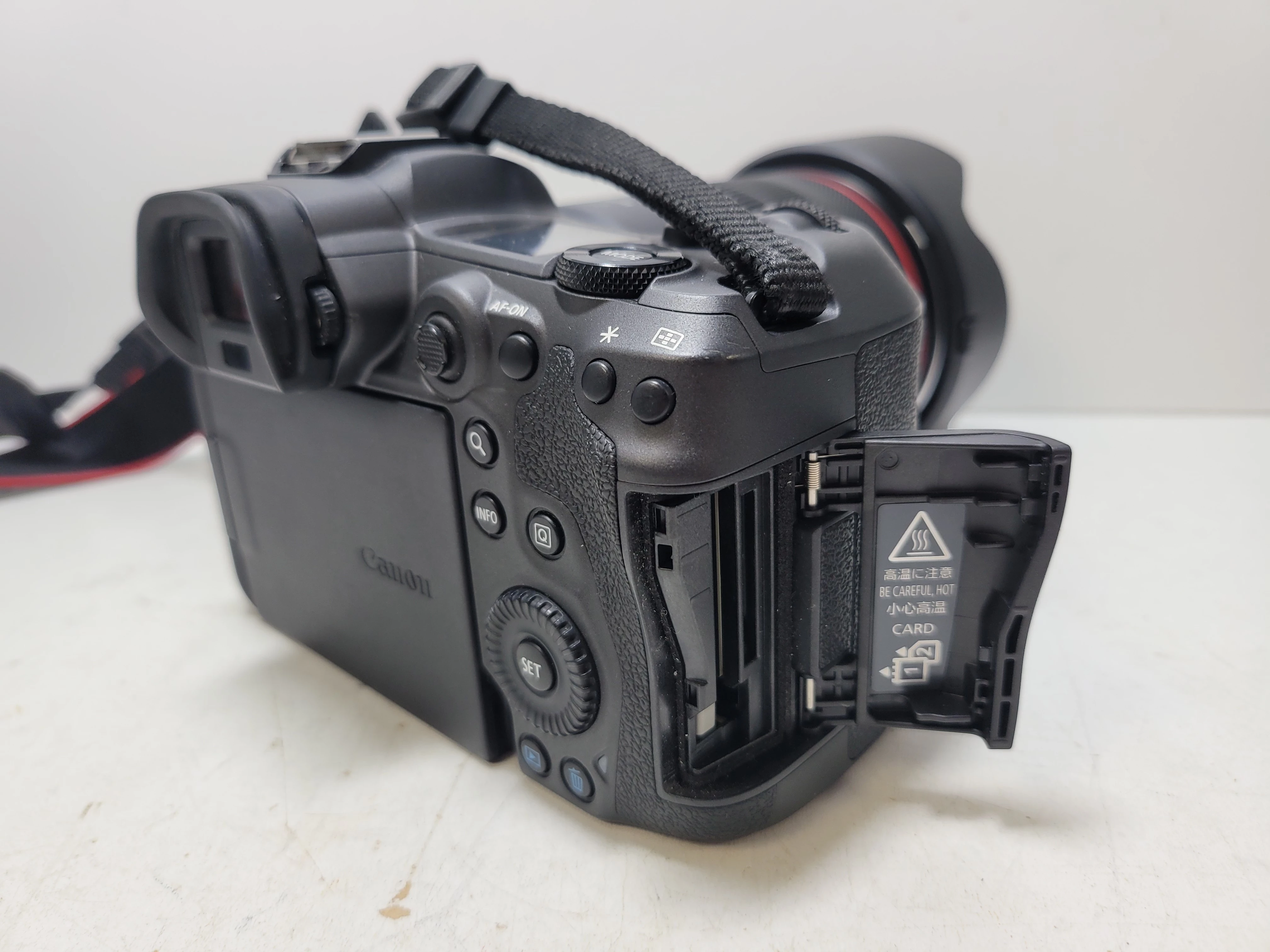 aparat-canon-eos-r5-obiektyw-rf-24-105mm-f4l-is-usm-gwarancja-w-zestawie-korpus-obiektyw