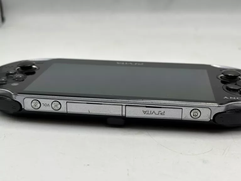 KONSOLA PS VITA PCH-1004 16GB