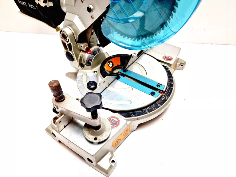 pila-ukosnica-ukosowa-aku-makita-dls600-18v-stan-uzywany