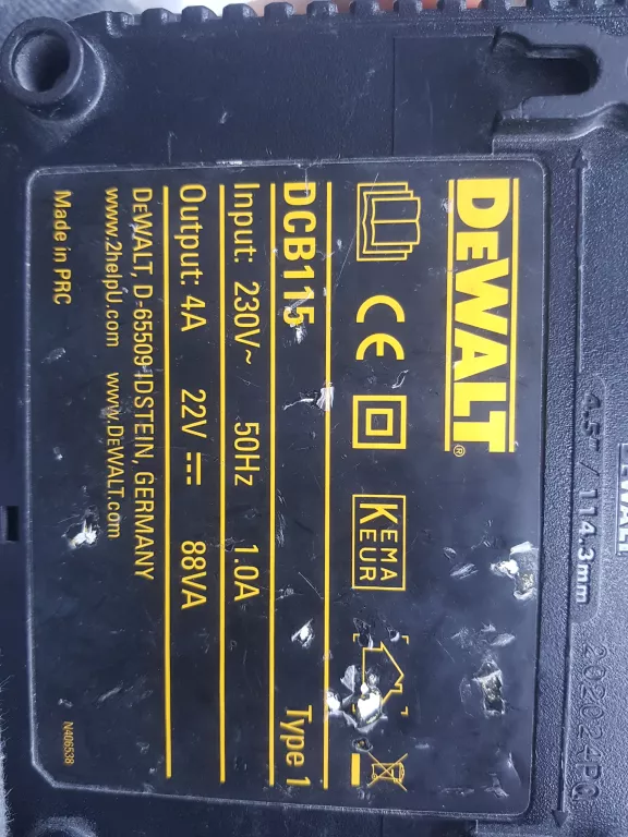 MŁOTOWIERTARKA DEWALT SDS PLUS 400 W AKU+ŁAD