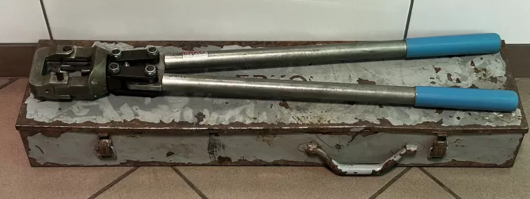 ZACISKARKA RĘCZNA ERKO PR240