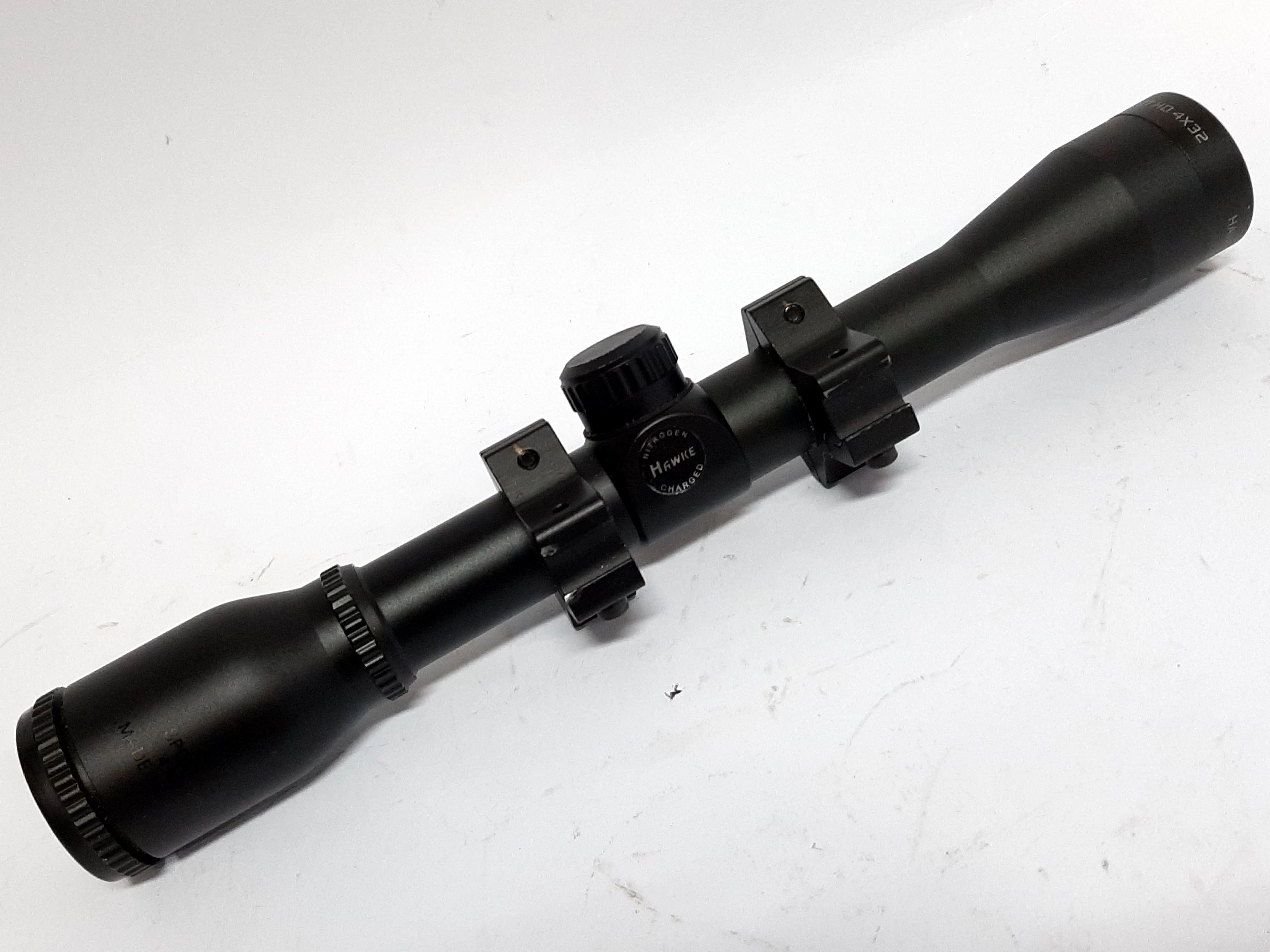 luneta-hawke-sport-hd-4x32-model-vantage