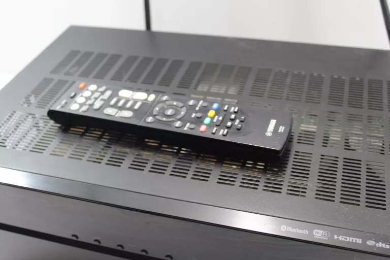 KINO DOMOWE YAMAHA RX-V485 PILOT KOLUMNY