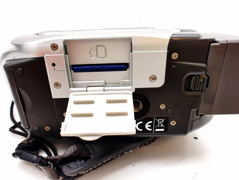 KAMERA PANASONIC VDR-D160EP-S
