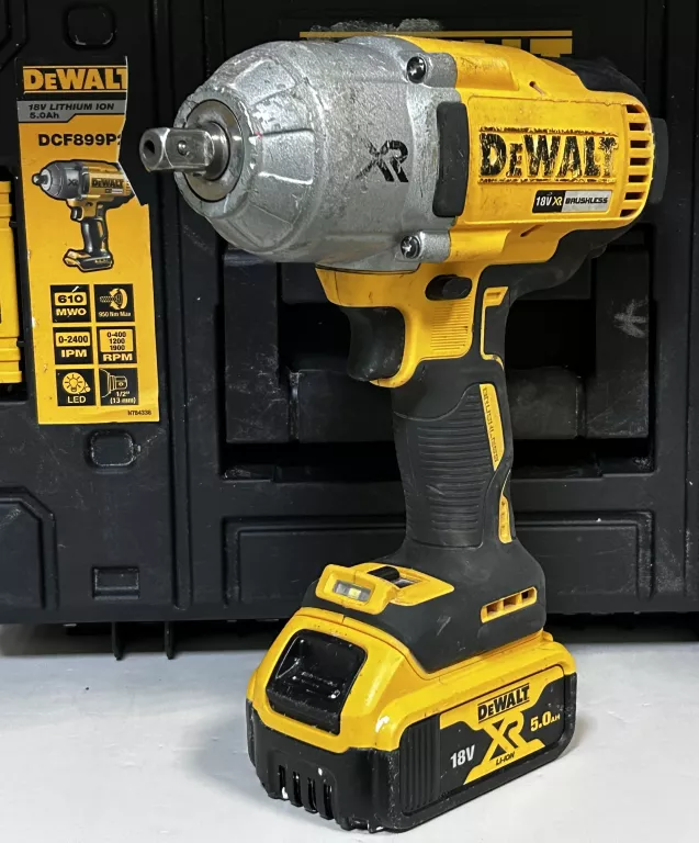 KLUCZ UDAROWY DEWALT DCF899, DWIE BATERIE, ŁADOWARKA, WALIZKA TSTAK
