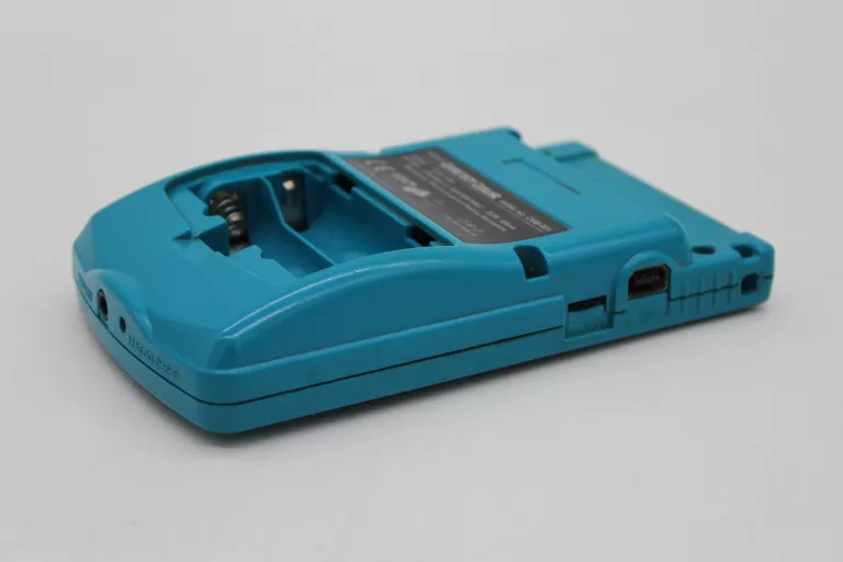 KONSOLA NINTENDO GAME BOY COLOR + GRA POKEMON SILVER