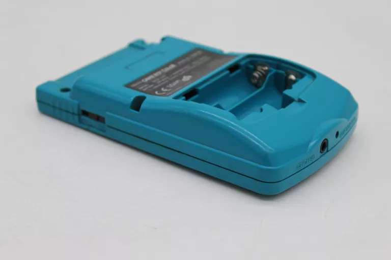 KONSOLA NINTENDO GAME BOY COLOR + GRA POKEMON SILVER