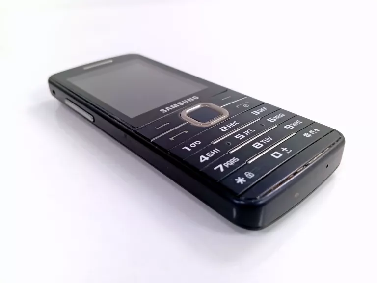 TELEFON SAMSUNG S5610