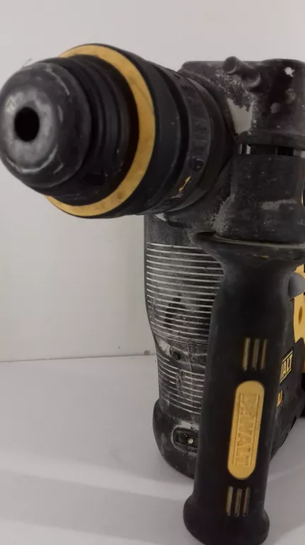 MŁOTOWIERTARKA DEWALT DCH274