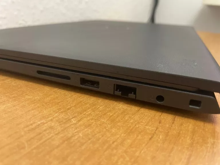 DELL VOSTRO 15 3510