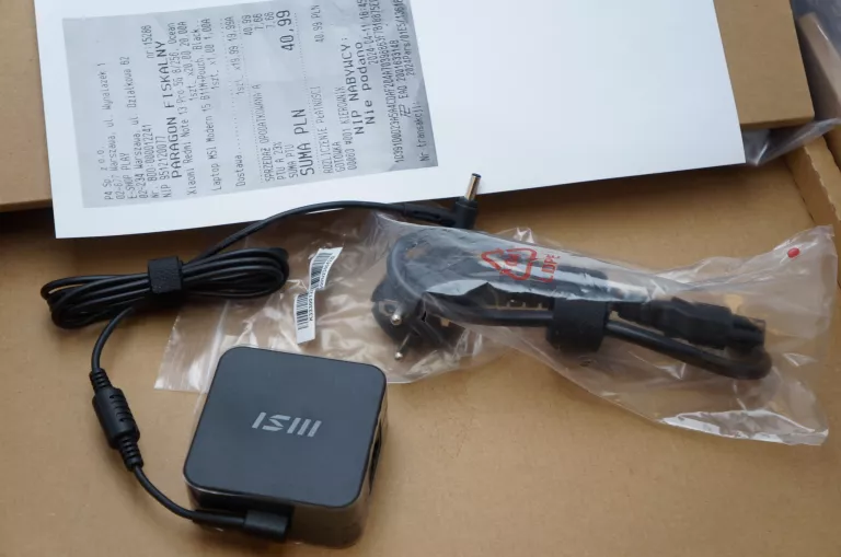 LAPTOP MSI MODERN 15 B11M-060PL