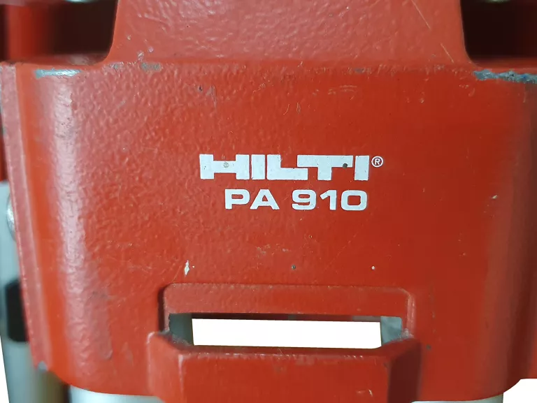 STATYW TRÓJNÓG DO NIWELATORA HILTI PA 910