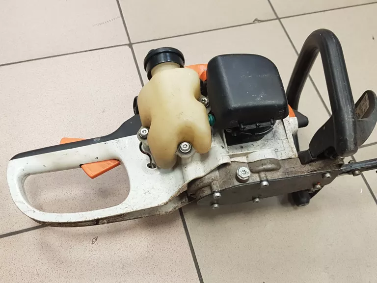 NOŻYCE SPALINOWE STIHL HS45 PROD. 2020