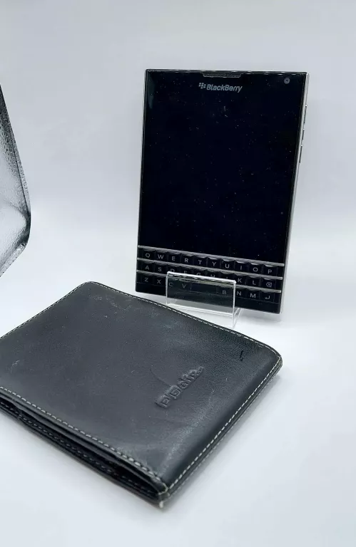 blackberry-passport-sqw100-1-czytaj-opis-stan-uzywany