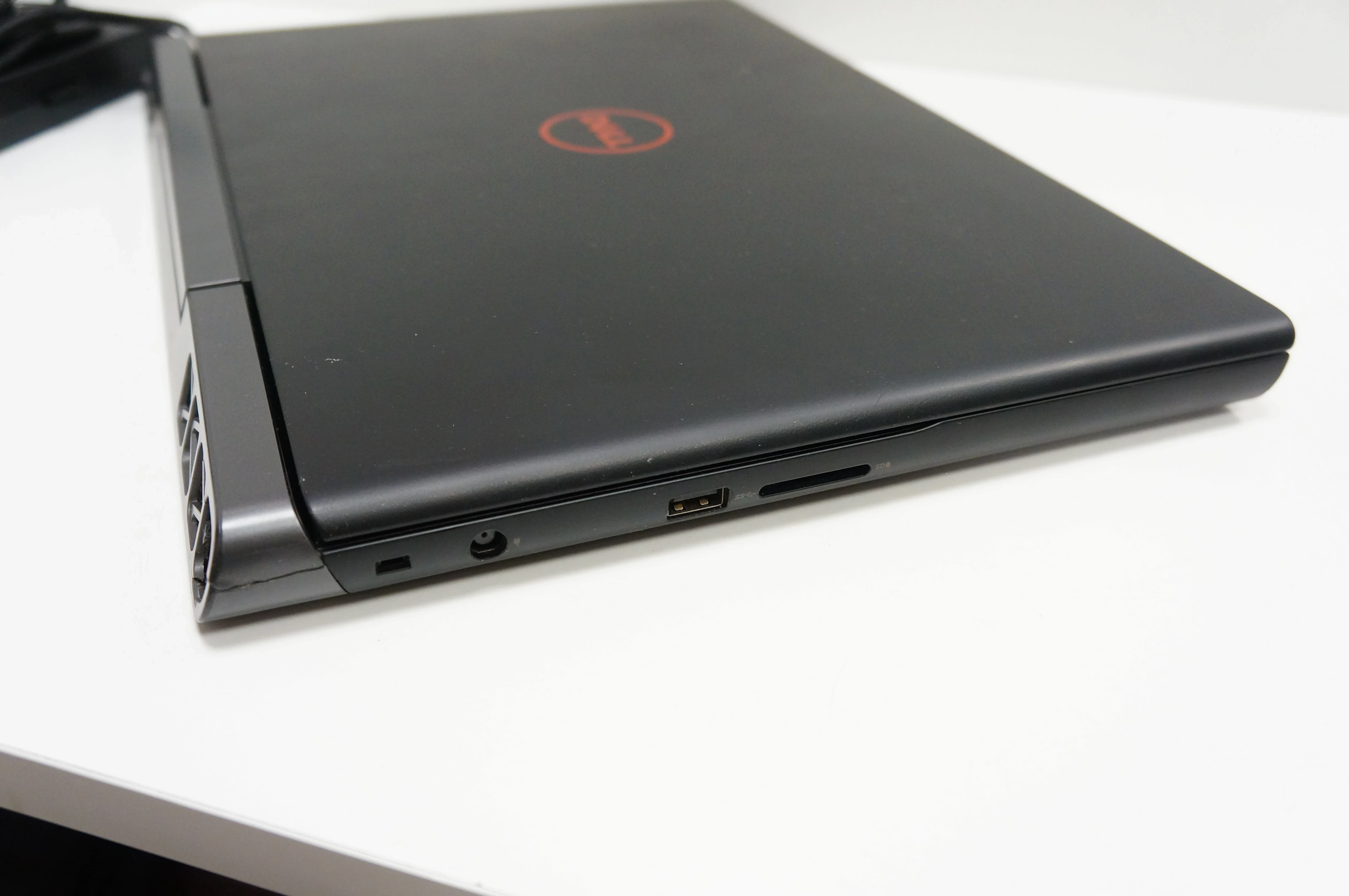 laptop-dell-inspiron-15-7000-gaming-24gb-i7-480gb256gb-gtx1050ti-typ-dysku-twardego-ssd-hdd