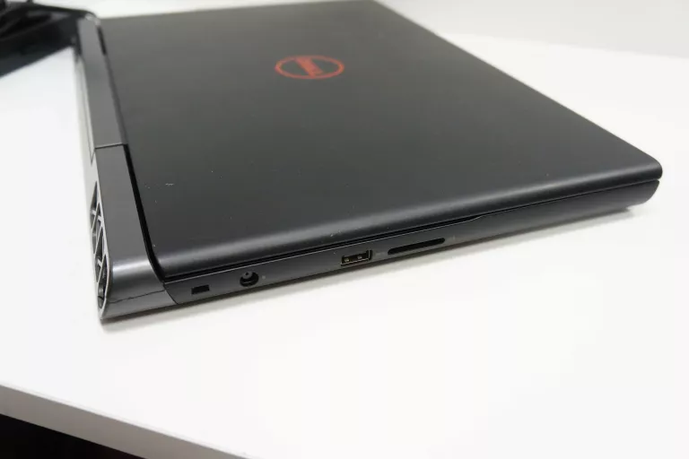 laptop-dell-inspiron-15-7000-gaming-24gb-i7-480gb256gb-gtx1050ti-typ-dysku-twardego-ssd-hdd