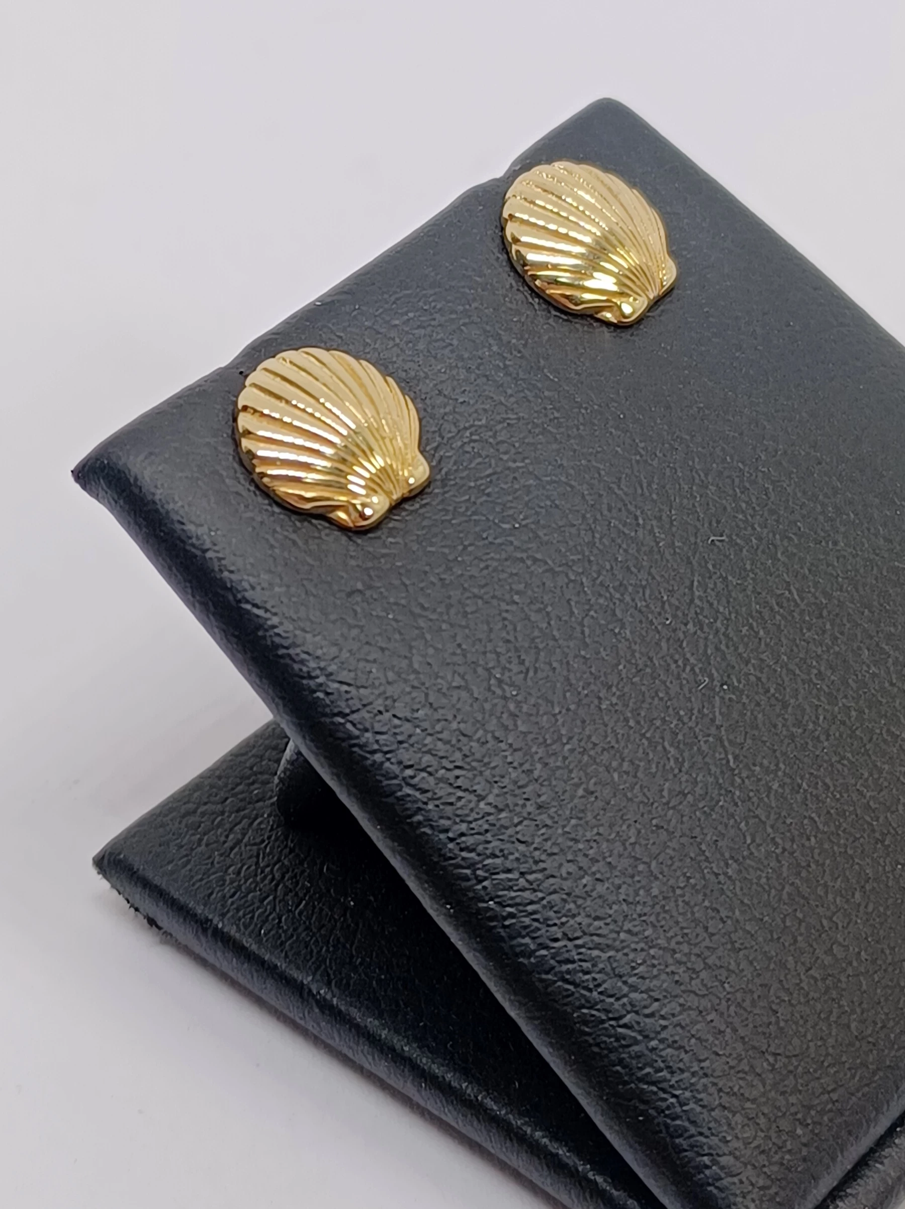 zlote-kolczyki-muszelki-14k-585-w131g-stan-uzywany