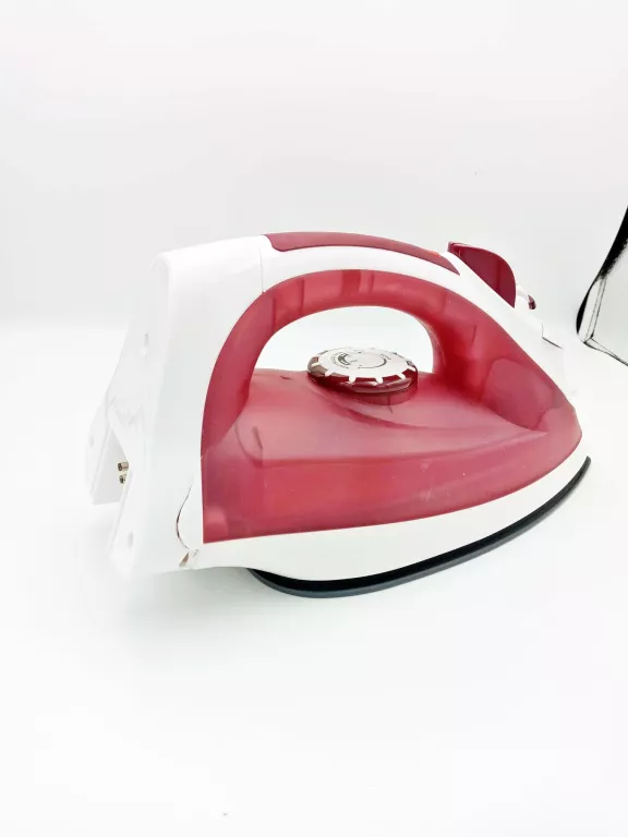 BEZPRZEWODOWE ŻELAZKO PAROWE LUXIS SW-2788B 2000W