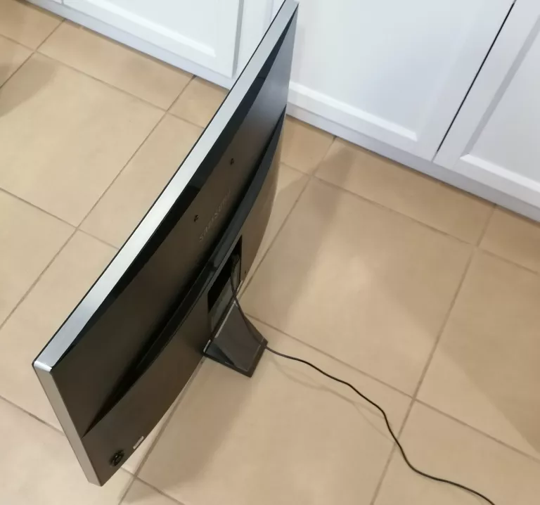 monitor-samsung-s27d590cs-rodzaj-podswietlania-led