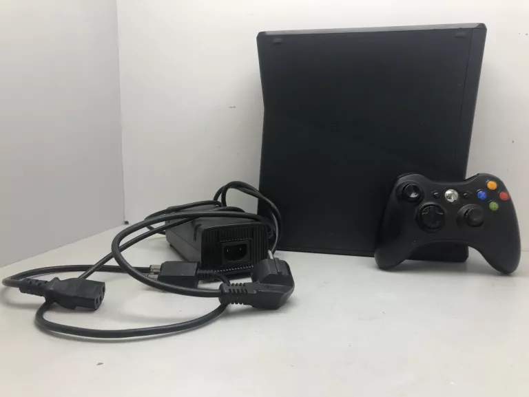 KONSOLA MICROSOFT XBOX 360 SLIM 320 GB
