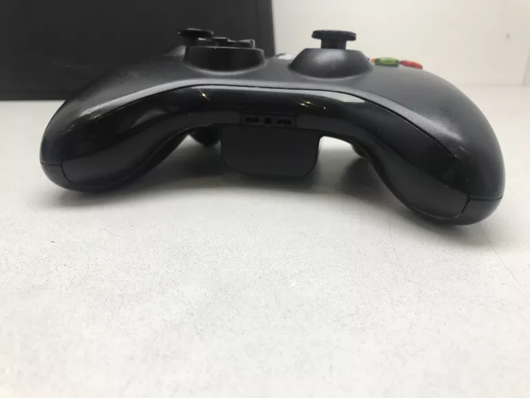 KONSOLA MICROSOFT XBOX 360 SLIM 320 GB