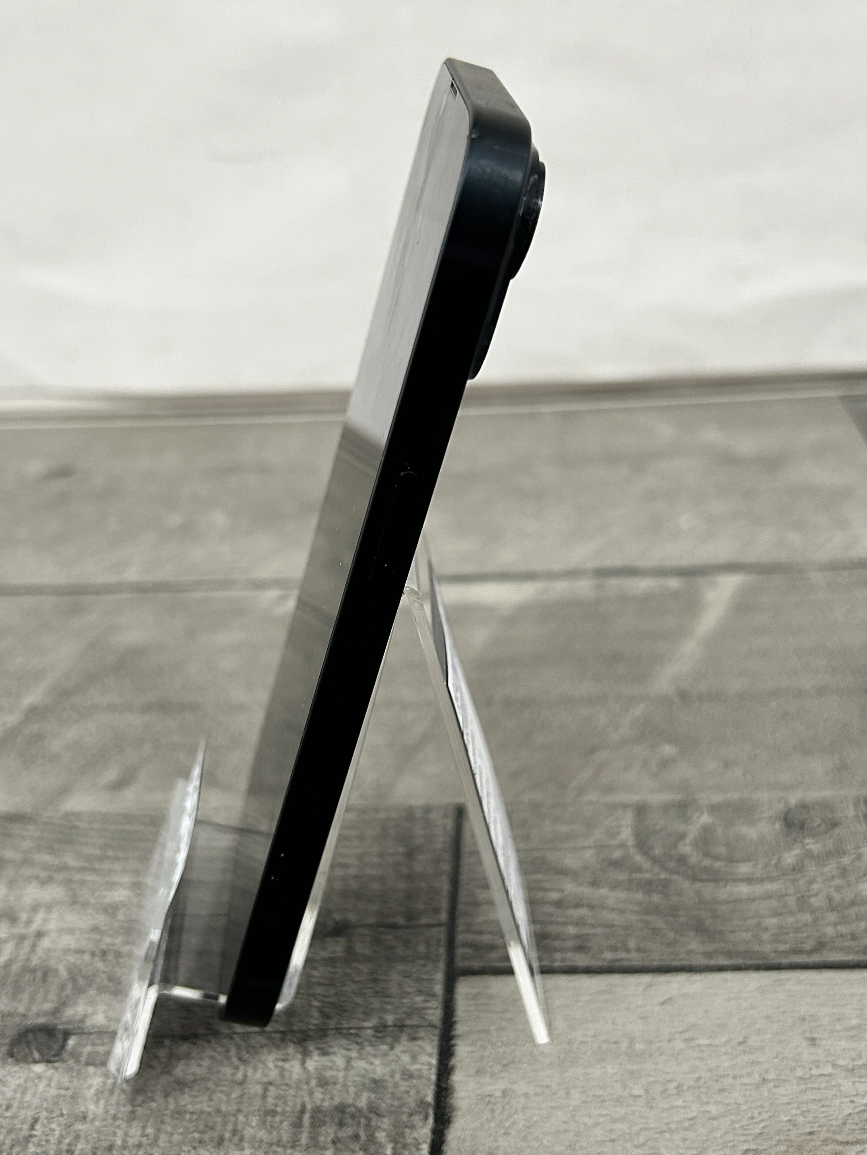 telefon-iphone-14-wbudowana-pamiec-256-gb